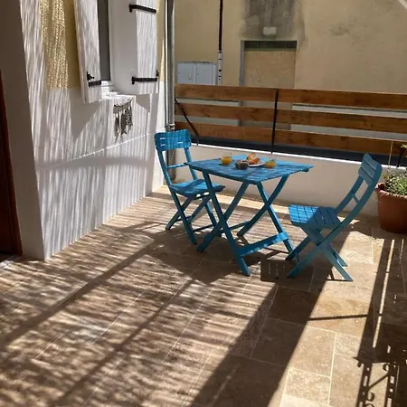 펜션 La Petite Maison